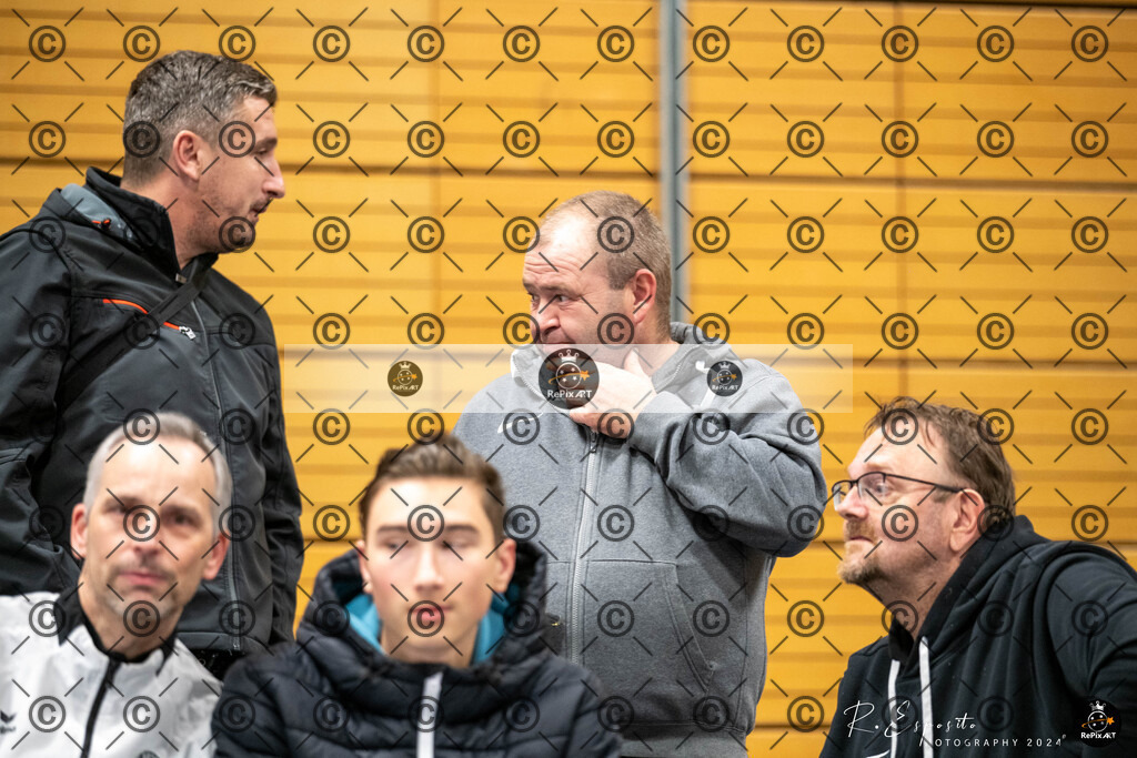 20241130_FCR-Hallenturnier-C-2_044 | Sport und Naturfotografie von Roberto Esposito zeigt echte Momente Bewegung und die Schönheit der Natur. Ausdrucksstarke Bilder schaffen Emotionen.