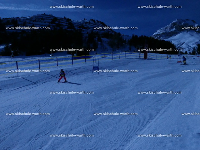 Skirennen (1) | Photos von der Skischule Warth - Realisiert mit Pictrs.com