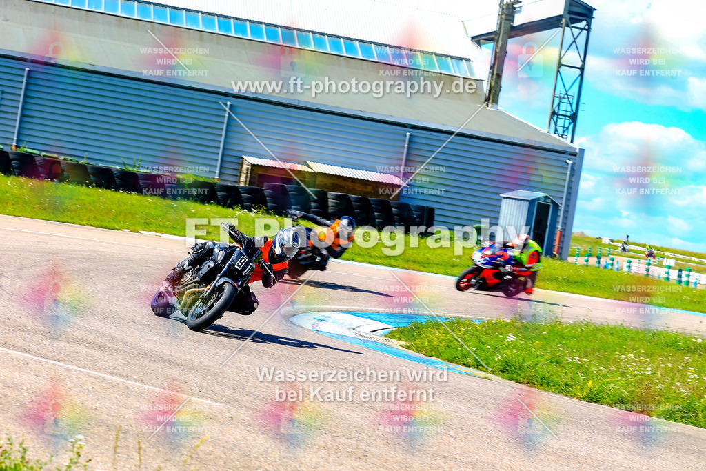 091-6133 | Hier findet Ihr Bilder von Touristenfahrten auf der Nürburgring Nordschleife oder von anderen Veranstaltungen die ich besucht habe. Viel Spass beim Durch Schauen 