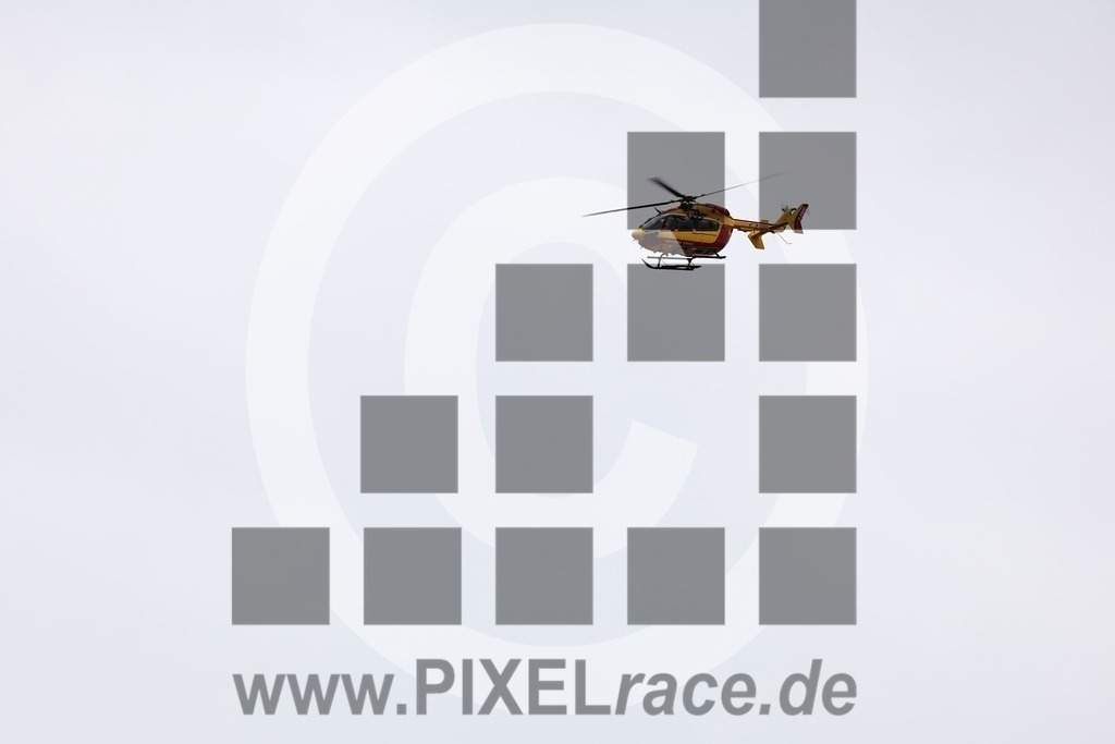 social-20240428_00677 | Schöne Erinnerungen an spannende Momente - das festzuhalten ist unser Job. PIXELrace.de ist seit 2003 auf den Rennstrecken Europas unterwegs um die Action draußen beim Fahren und die wunderbare Stimmung imm Fahrerlager für euch einzufangen.