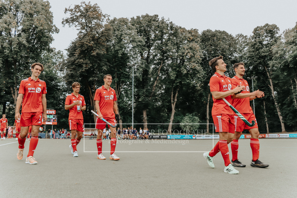 Herren_Bundesliga_02_F_RWK-UHC_21.09.25_Köln (460 von 471) | lanaschraderfotografie - Realisiert mit Pictrs.com