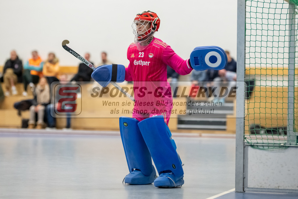 SFE_20221127_0047 | 1. Bundesliga Hockey Damen Düsseldorfer HC - Rot-Weiss Köln am 27.11.2022 in Düsseldorf (Düsseldorfer Hockeyclub 1905 e.V.), Photo: Stephan Fehrmann 2022 (Sports-Gallery),Lisa Höllriegl ( Torfrau Rot-Weiss Köln #23 )