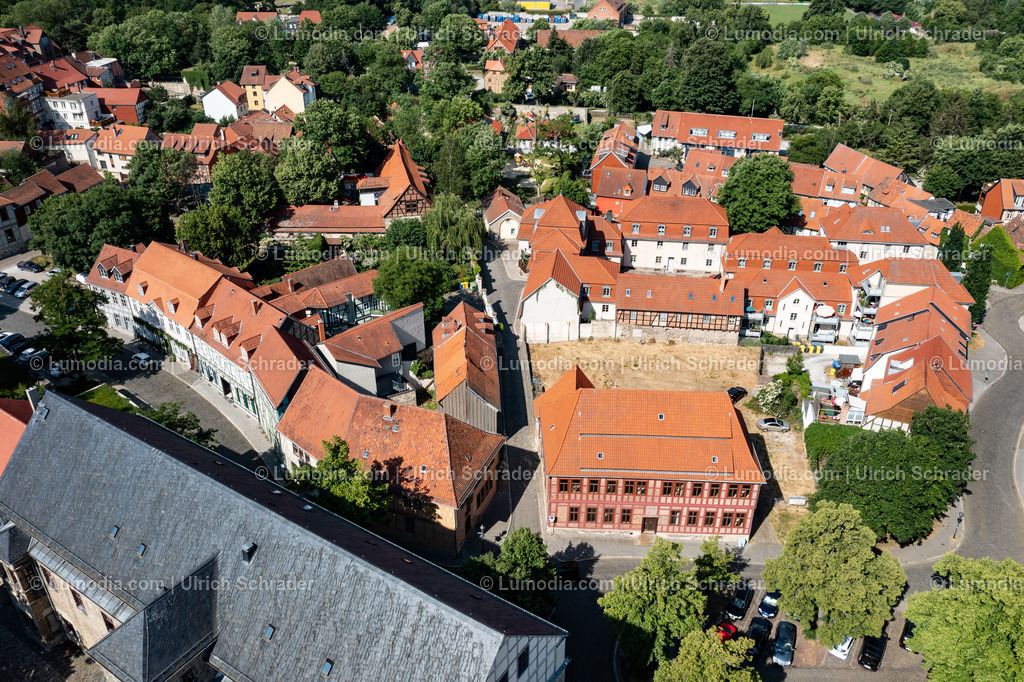 10049-51649 - Luftbild Halberstadt | Stockfoto und Bilderpool mit Bildmaterial aus Deutschland, dem Harz, Halberstadt, Quedlinburg, Wernigerode und weltweit. Qualitativ hochwertige und professionelle Fotos anschauen und kaufen. - Realisiert mit Pictrs.com