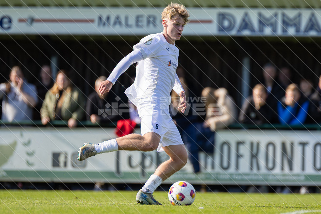 20251003_Picselweb-Fotografie_1R3_1417 | DFB Pokal 2. Runde, JFV A/O/B/H/H - SV Stuttgarter Kickers, Foto: Jörg Struwe - picselweb.de - Realisiert mit Pictrs.com