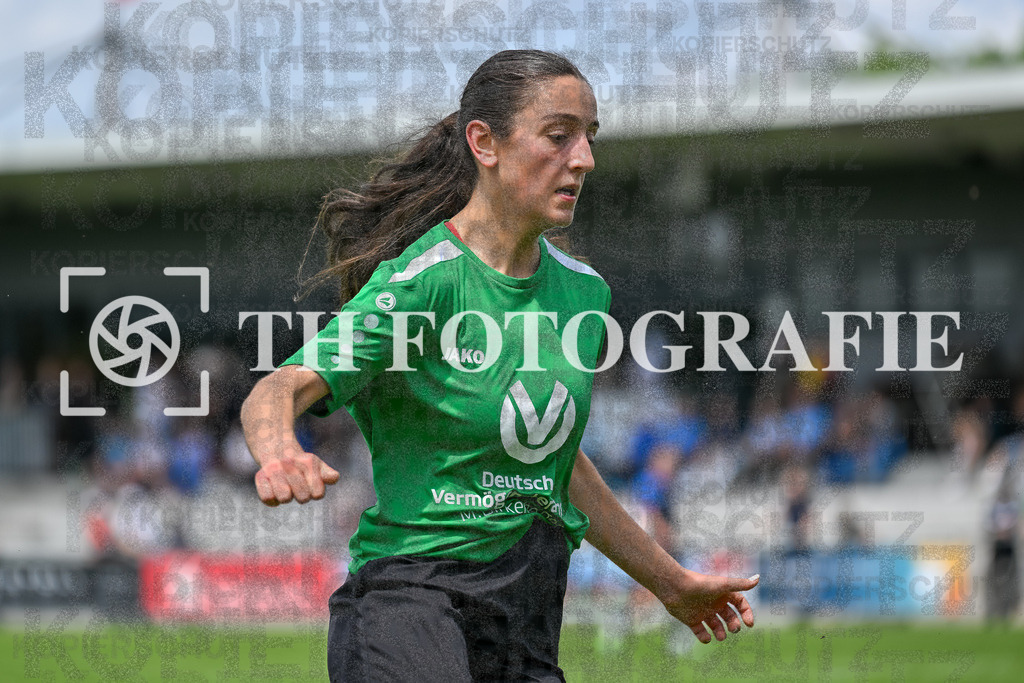 GER, FC Hauingen - SV Waldhaus, Frauen-Fussball, Rothaus Bezirkpokal, Finale, Saison 2024/2025, 29.05.2025 | Finja Voelkel (SV Waldhaus, #03)GER, FC Hauingen - SV Waldhaus, Frauen-Fussball, Rothaus Bezirkpokal, Finale, Saison 2024/2025, 29.05.2025Foto: TH Fotografie/Thomas Hess