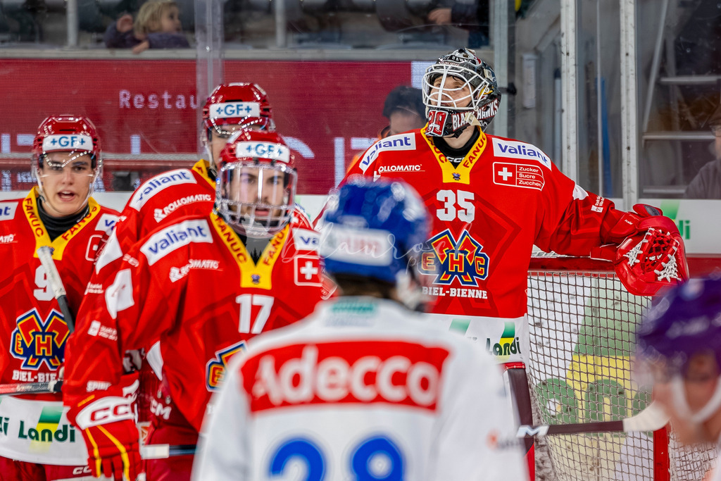 EHCB vs GCK 20260104-8264 | Sportbilder, Sportfotograf, Hochzeits- und Eventfotografin, Flugshows, Portraits und Tiershooting, Aviation, Downhill, Nationalleague, Swissleague, International