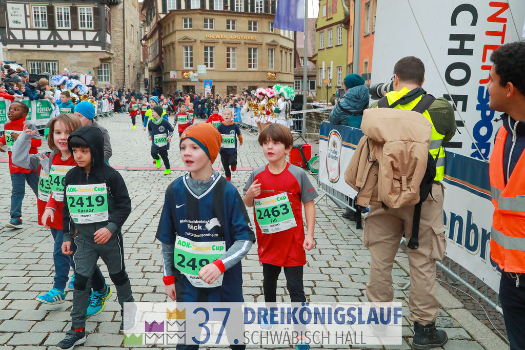 AOK JuniorCup 400m | 3Koenigslauf 2023 - Realisiert mit Pictrs.com