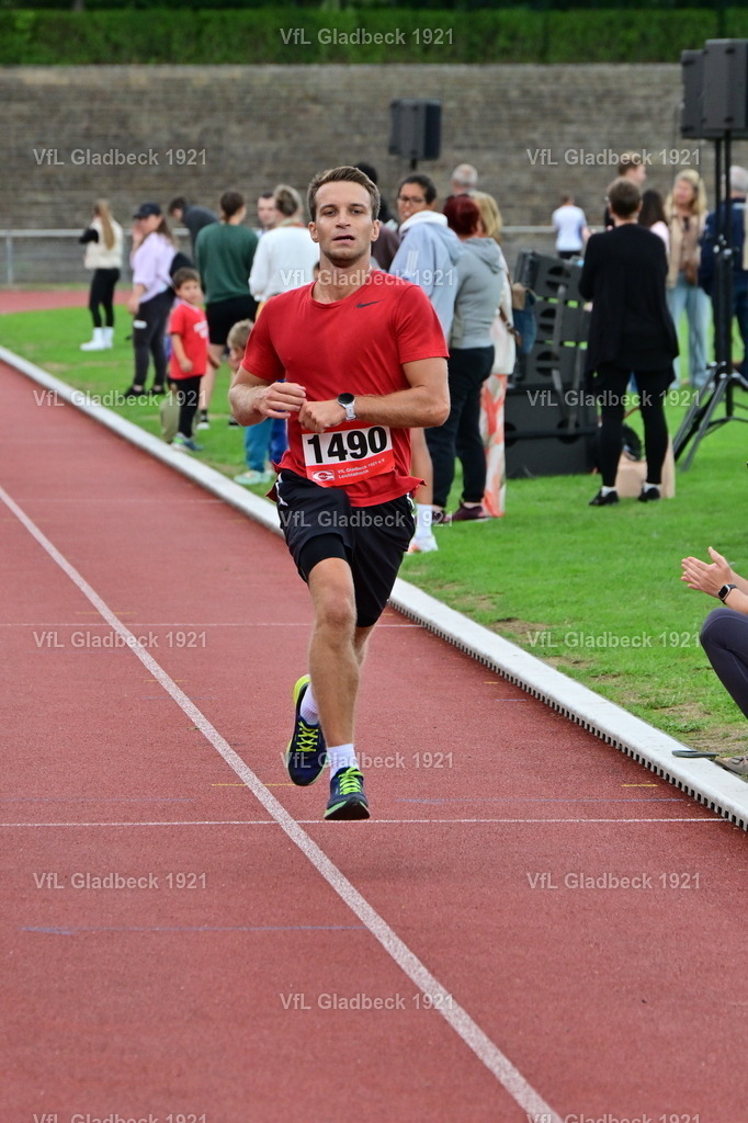 2026-08-23_Sparkassenlauf_10KM_RKrü_000341 | Die Fotografen - Realisiert mit Pictrs.com