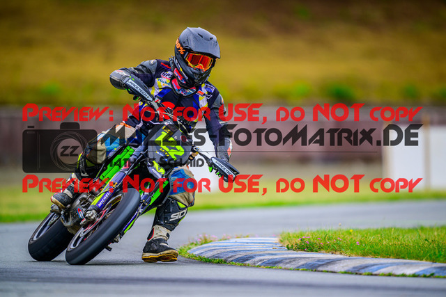 MaZZes_Fotomatrix_20250503_6007705_3533 | UE40