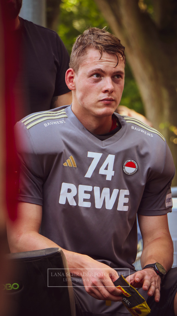 HERREN BUNDESLIGA Rot-Wei_ K_ln - Crefelder HTC 07.09.24 K_ln-118 | lanaschraderfotografie - Realisiert mit Pictrs.com