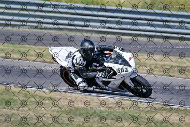 26bt04-0039 | markuskiefer.com - Realisiert mit Pictrs.com