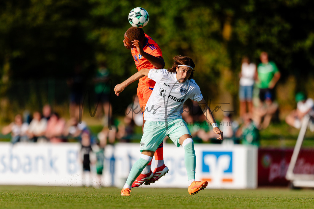 Testspiel, Saison 2026/27: SC Preußen Münster - Kickers Emden | Billerbeck, 10.07.2026: Testspiel, SC Preußen Münster gegen Kickers Emden auf der Anlage des DJK Billerbeck in Billerbeck. Foto: sportfotografie.ms | Markus Paletta - Realisiert mit Pictrs.com