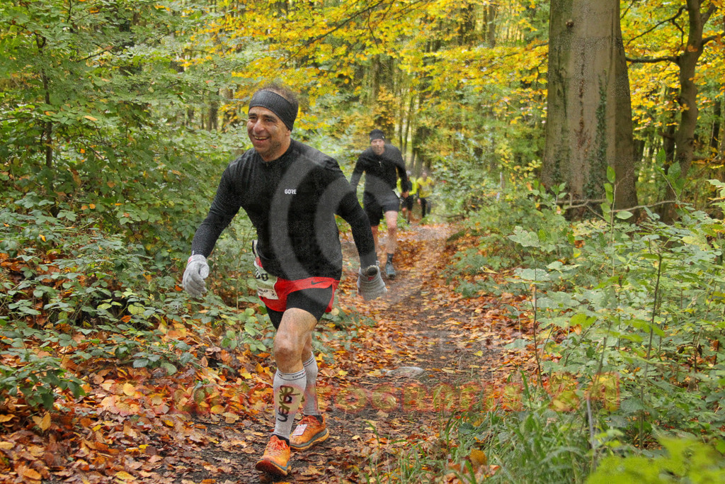 251026_1256_EV4_6151 | Sportfotografie im Rhein-Sieg Kreis, Köln, Bonn, NRW, Rheinland Pfalz, Hessen, etc. Unser Tätigkeitsfeld umfasst den Laufsport vom Volkslauf über den Marathon, Duathlon, Triathon bis zum Ultralauf wie Kölnpfad Ultra oder Schindertrail.