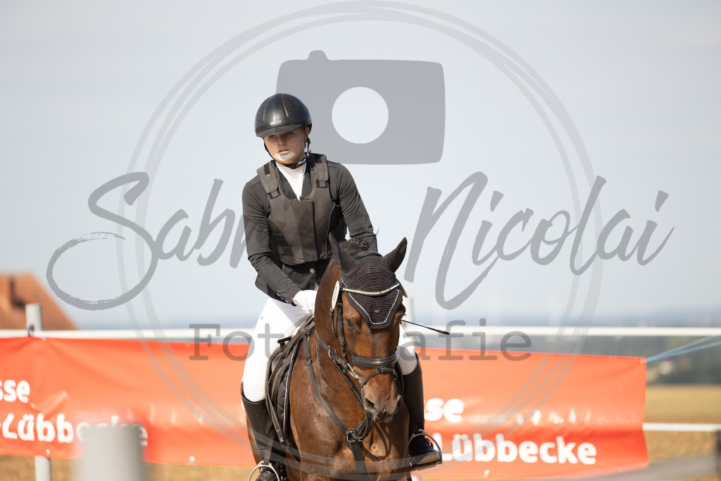 994A1689 | sabrinanicolaifotografie - Realisiert mit Pictrs.com