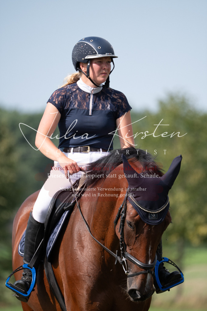 DSC_0999 | Pferde- und Turnierfotografie in Westsachsen. Pferdeportraits, Auftragszeichnungen und intuitive Kunst.