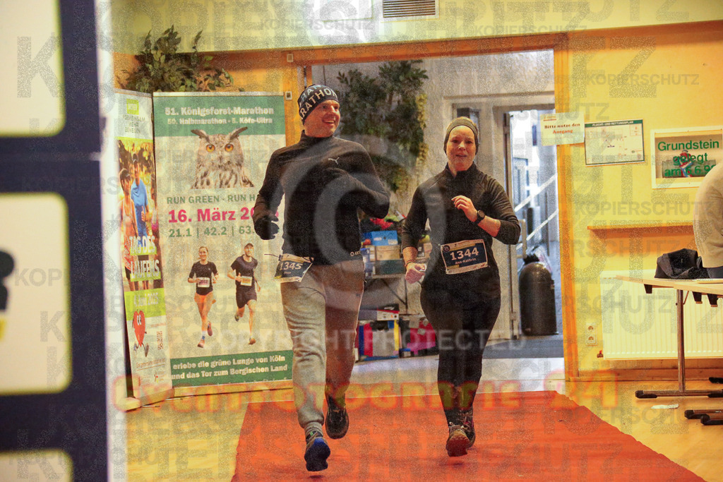 241208_1153_EX1_6877 | Sportfotografie im Rhein-Sieg Kreis, Köln, Bonn, NRW, Rheinland Pfalz, Hessen, etc. Unser Tätigkeitsfeld umfasst den Laufsport vom Volkslauf über den Marathon, Duathlon, Triathon bis zum Ultralauf wie Kölnpfad Ultra oder Schindertrail.