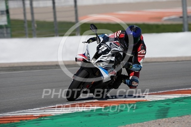 2025_03_29_PBK_21373 | Sportfotografie; SlowMotion; Video; Rennstrecke; Hafeneger; Speer; Racing; RSE; BMW; CBO; Trackday; Motorsportarena; Hockenheimring; Brno; Most; Barcelona; Valencia