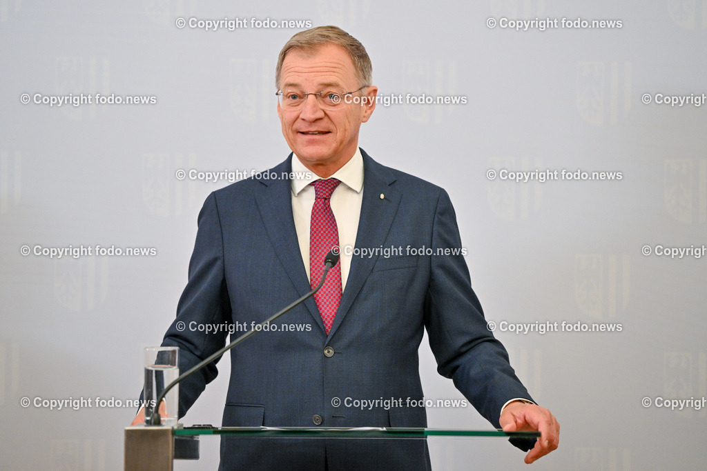Pressekonferenz mit LH Stelzer_ 20 Jahre Lern- und Gedenkort Schloss Hartheim_ 14.06.2023-3 | 14.06.2023, Landhaus Linz, AUT, Pressekonferenz mit LH Stelzer, 20 Jahre Lern- und Gedenkort Schloss Hartheim, im Bild LH Thomas Stelzer (VP)