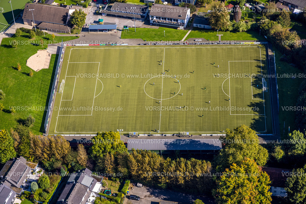 Essen241000821 | Luftbild, Bezirkssportanlage Kray Arena, Fußballstadion des FC Kray 04, Kray, Essen, Ruhrgebiet, Nordrhein-Westfalen, Deutschland