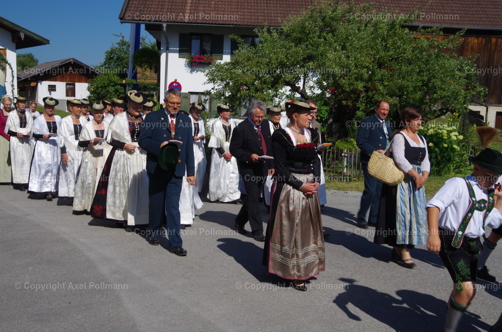 IMGP5411 | fotografiert von Axel PollmannLeonhardi Wallfahrt Benediktbeuern und Murnau, Fronleichnam, Fasching, Landschaft im Loisachtal und Benediktbeuern  - Realisiert mit Pictrs.com