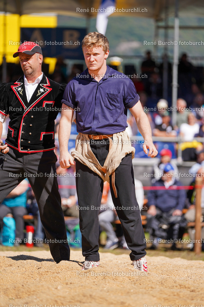 DSC09531 | René Burch leidenschaftlicher Fotograf aus Kerns in Obwalden.  Hier finden sie Sport, Landschaft und Natur Fotografie.
 - Realisiert mit Pictrs.com