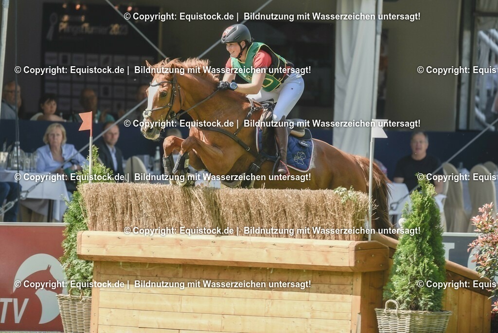 20230527_27_CCI4_Gelände_0321 | equistock