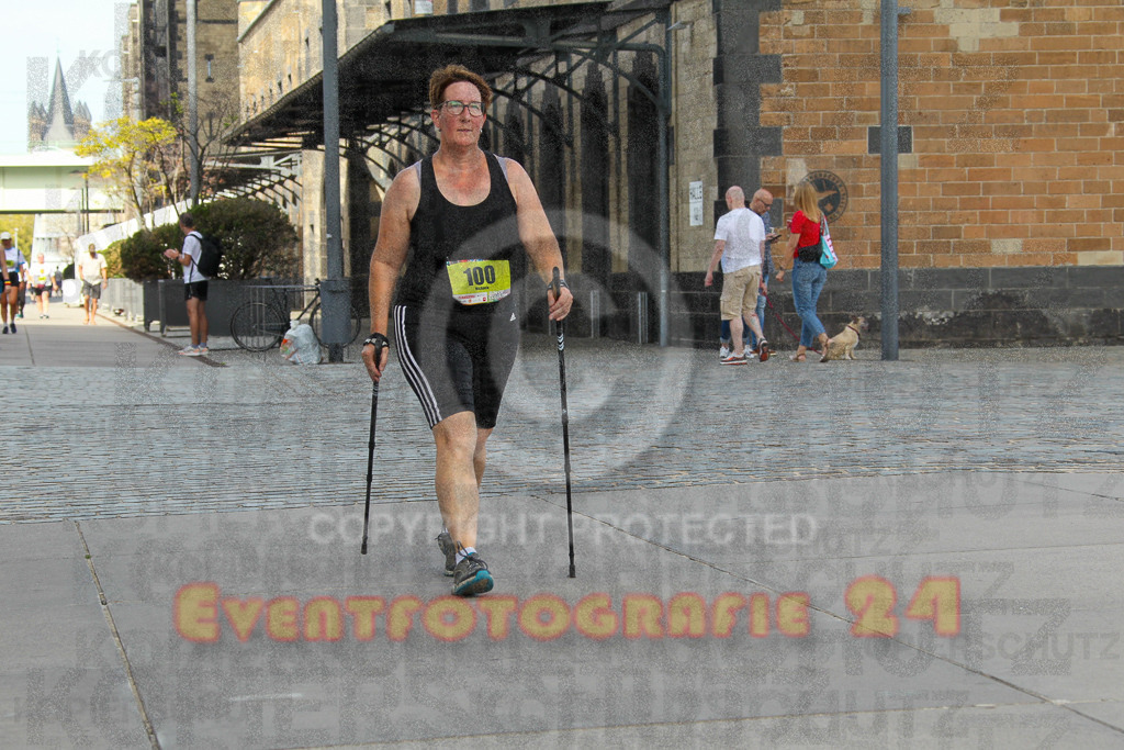 250920_1345_EV4_6600 | Sportfotografie im Rhein-Sieg Kreis, Köln, Bonn, NRW, Rheinland Pfalz, Hessen, etc. Unser Tätigkeitsfeld umfasst den Laufsport vom Volkslauf über den Marathon, Duathlon, Triathon bis zum Ultralauf wie Kölnpfad Ultra oder Schindertrail.
