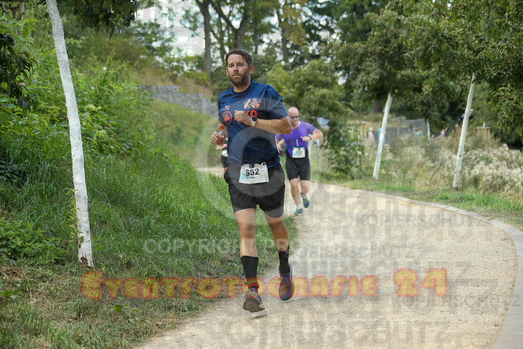 250824_1430_EX1_6466 | Sportfotografie im Rhein-Sieg Kreis, Köln, Bonn, NRW, Rheinland Pfalz, Hessen, etc. Unser Tätigkeitsfeld umfasst den Laufsport vom Volkslauf über den Marathon, Duathlon, Triathon bis zum Ultralauf wie Kölnpfad Ultra oder Schindertrail.