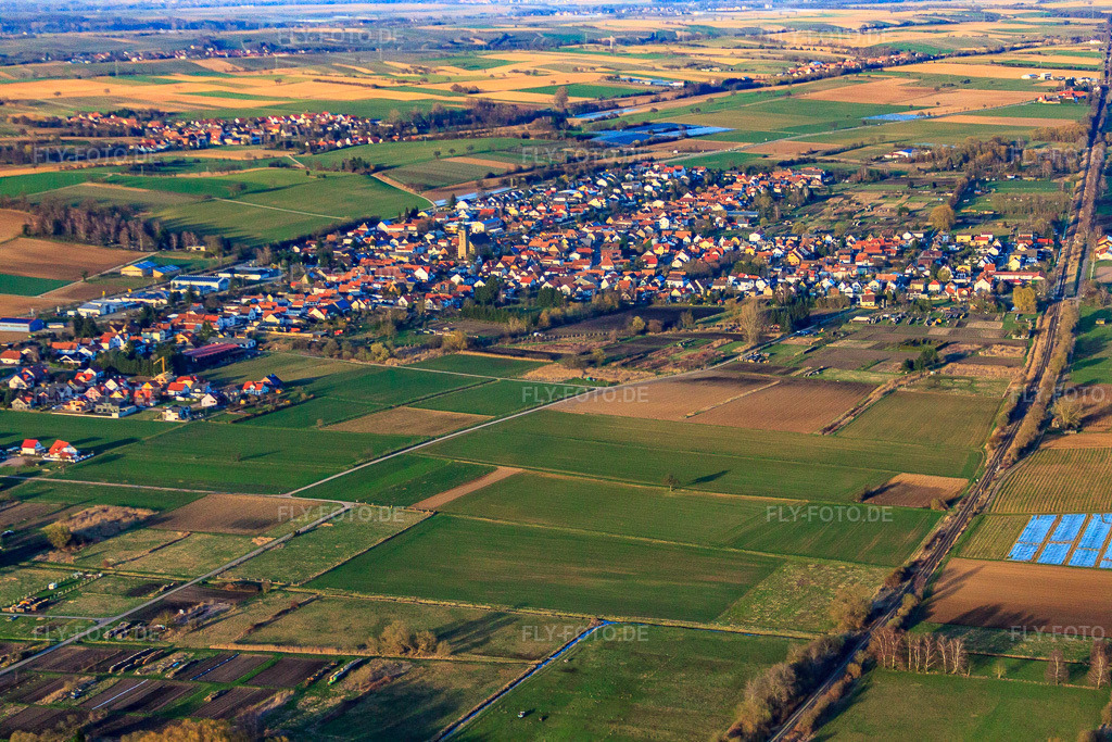 Luftbild: Dorfansicht im Viehstrich aus Südosten in Steinfeld im Bundesland Rheinland-Pfalz in Deutschland. Foto: IMG_38798.jpg vom 20.03.2011 durch Werner Riehm/FLY-FOTO.de