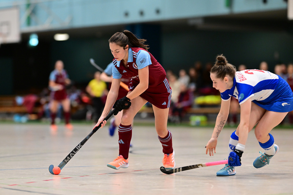 Hockey I Frauen I Halle 2024-2025 I 1. Bundesliga Nord I 7. Spieltag I Großflottbeker THGC - UHC Hamburg I 034107 | Der Sportfotograf. - Realisiert mit Pictrs.com