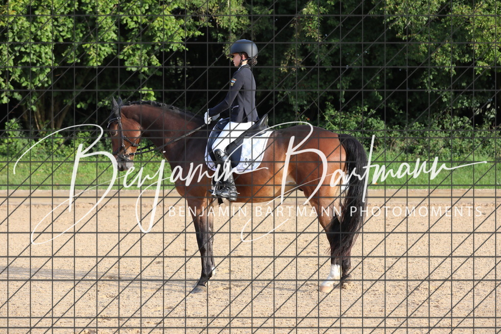 AZ2A1476 | Benjamin Bartmann Photomoments