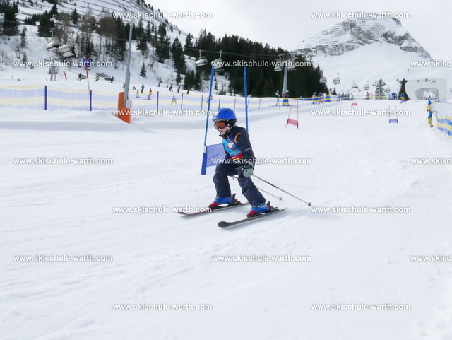 Mailin (6) | Photos von der Skischule Warth - Realisiert mit Pictrs.com