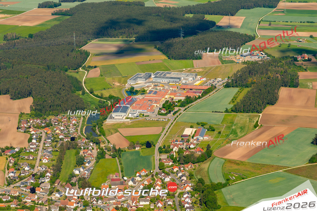 Das Luftbild zeigt : Wassermungenau Abenberg - Die Luftaufnahme wurde 2024 vom UL-Flugzeug aus erstellt ( keine Drohne ) - Hochauflösende Luftaufnahme - Für grossformatige Ausdrucke geeignet. Die Geschenkidee !Mit Lizenz und Bildrechte bestellbar