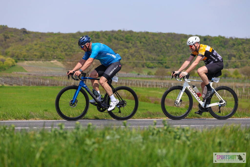 Neusiedlersee Radmarathon 2026 | @sportshot_your_pictrs #yourpictures#roadtowm2029 #nrm #neusiedlerseeradmarathon #neusiedlersee #neusiedlerseetourismus #burgenland #mörbisch #nrm26 #burgenlandtourismus #voglundco #poweredbyburgenlandtourismus #radsport #rad #marathon #ucigranfondo #visitburgenland #ucigranfondoworldseries