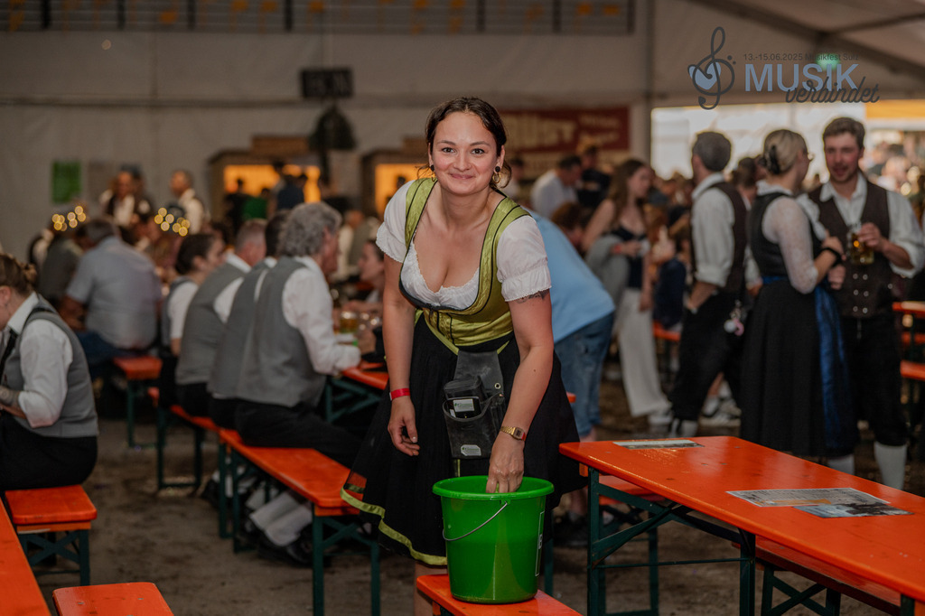 DSC_4973 | "Fussifoto.com – Ihr Ansprechpartner für hochwertige Fotografie! Entdecken Sie kreative Bilder und professionelle Dienstleistungen. Kontaktieren Sie uns für Ihre Projekte!"