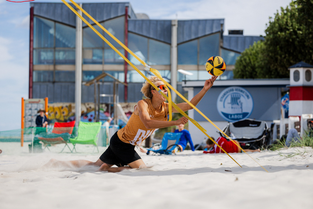 Beachvolleyball I Saison 2026 I Deutsche Meisterschaft U19 I 1. Tag | Jasper Lorenz Fotografie - Realisiert mit Pictrs.com