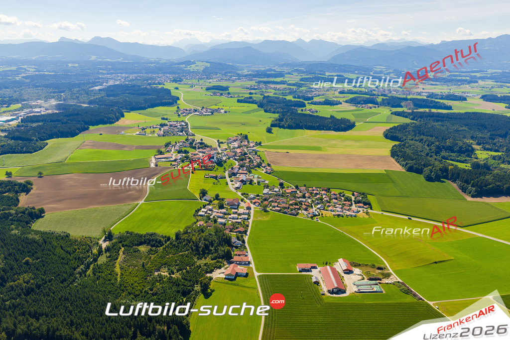 Luftaufnahme der Stadt Nußdorf - Die Luftaufnahme wurde 2025 vom UL-Flugzeug heraus erstellt ( keine Drohne ) - Hochauflösende Luftaufnahme - für professionelle Ausdrucke geeignet. Die Geschenkidee !Mit Lizenz und Bildrechte bestellbar
