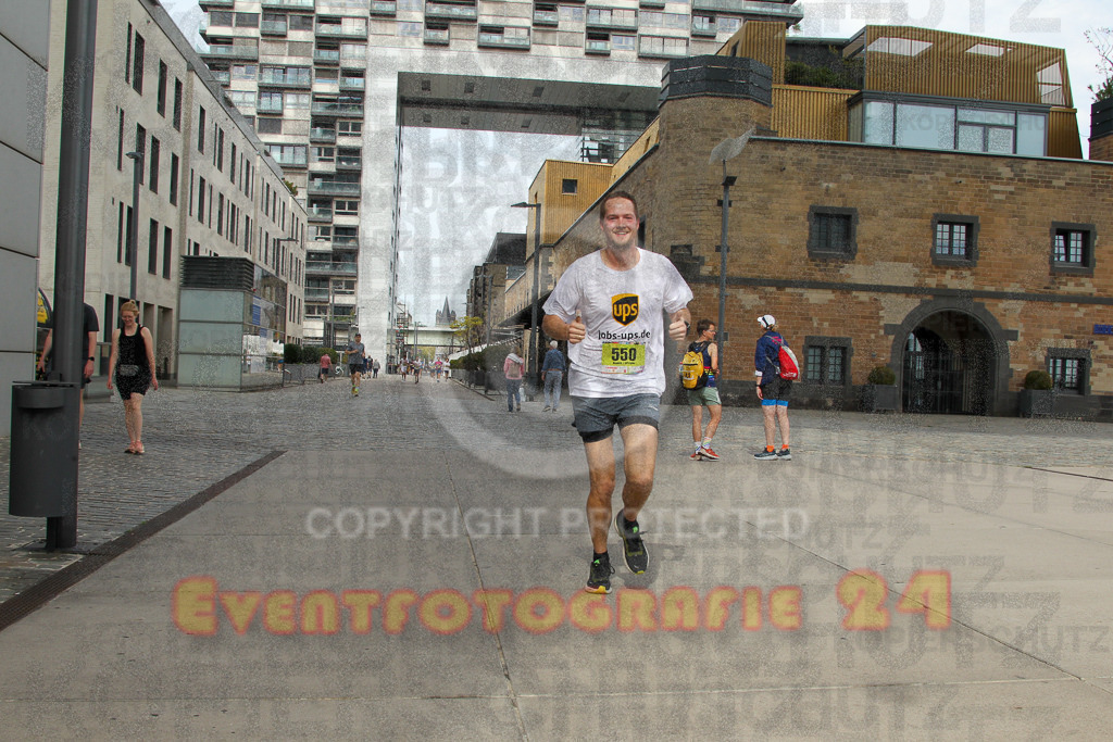 250920_1323_EV4_5390 | Sportfotografie im Rhein-Sieg Kreis, Köln, Bonn, NRW, Rheinland Pfalz, Hessen, etc. Unser Tätigkeitsfeld umfasst den Laufsport vom Volkslauf über den Marathon, Duathlon, Triathon bis zum Ultralauf wie Kölnpfad Ultra oder Schindertrail.