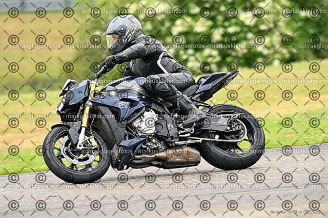 25bt02-0060 | markuskiefer.com - Realisiert mit Pictrs.com