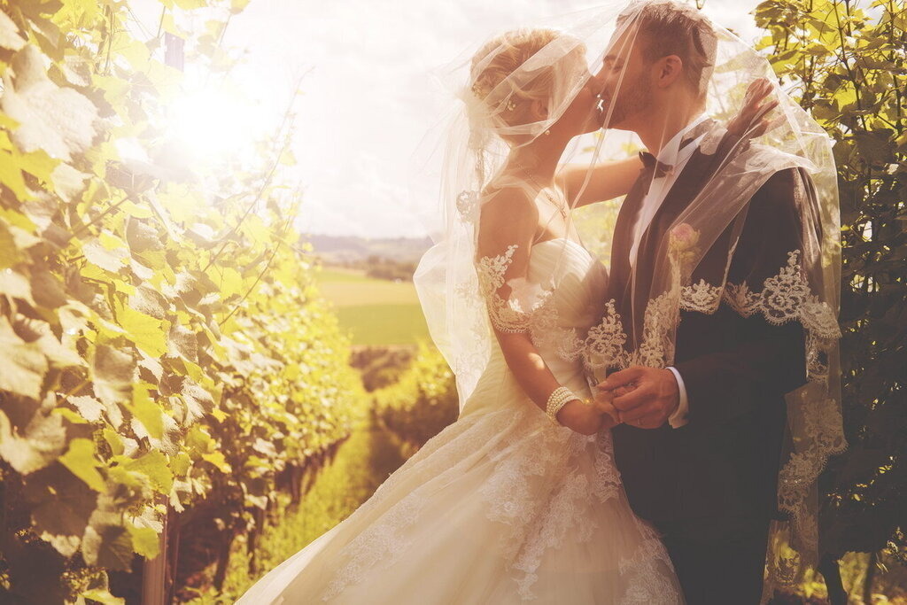 Hochzeit_Fotoshooting_091 | Mein Name ist Arkadius. Ich fotografiere Ihre Hochzeit in Frankfurt und im Umkreis von 200 km. Als Fotograf bin ich noch bekannt im Bereich Business- und Modefotografie.