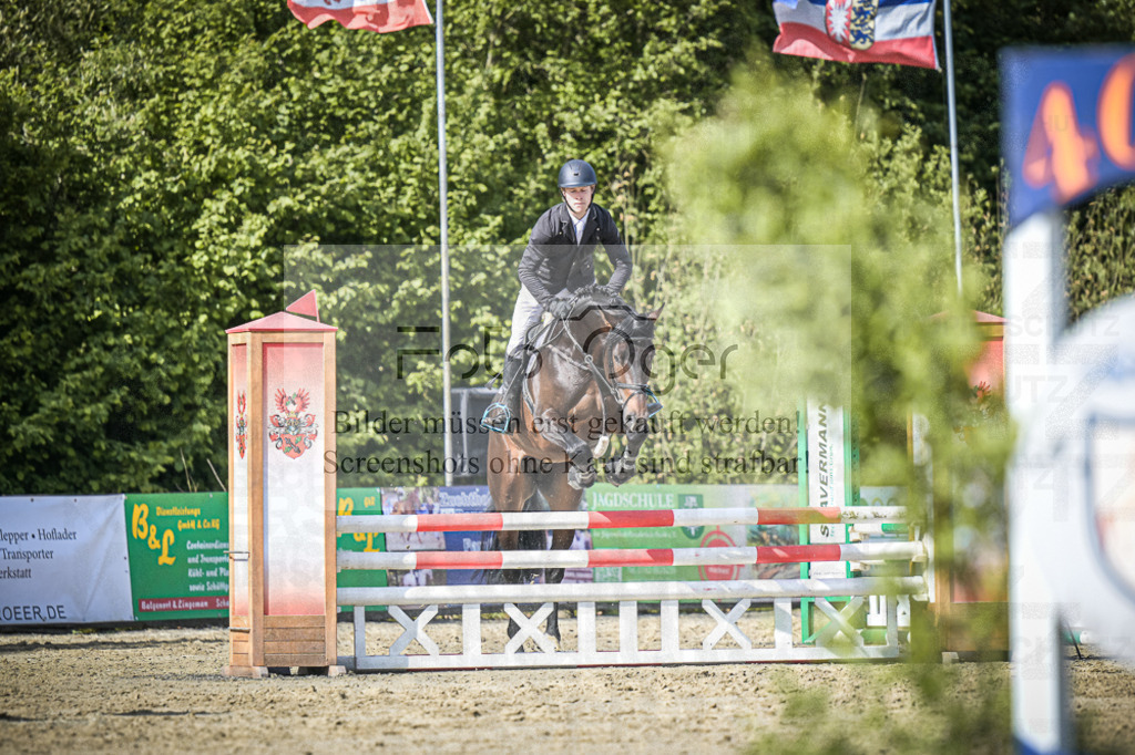 DOS_8488 | Entdecke hochwertige Reitturnierfotos von Foto Oger. Professionell, emotional und authentisch – jetzt Lieblingsmomente im Shop bestellen.Deutschlandweite Turnierfotografie. - Realisiert mit Pictrs.com