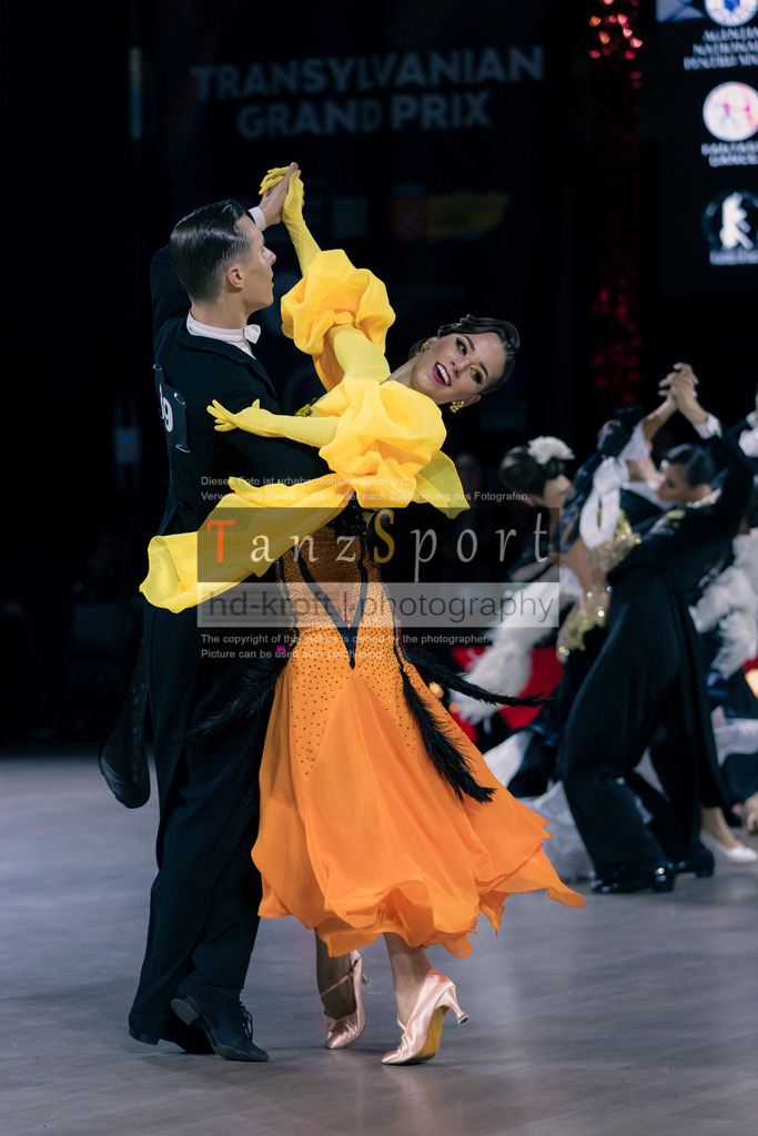 20251101_TGP_4838 | Tanzsportbilder, Standardtanz, Lateintanz, WDSF, DTV, LTVB, dancecomp, goc, hessen tanzt, blaues band der spree, walzer, tango, wiener walzer, slowfox, quickstepp, samba, rumba, cha-cha-cha, paso doble. jive, hd-kroft photography, turniertanzsport