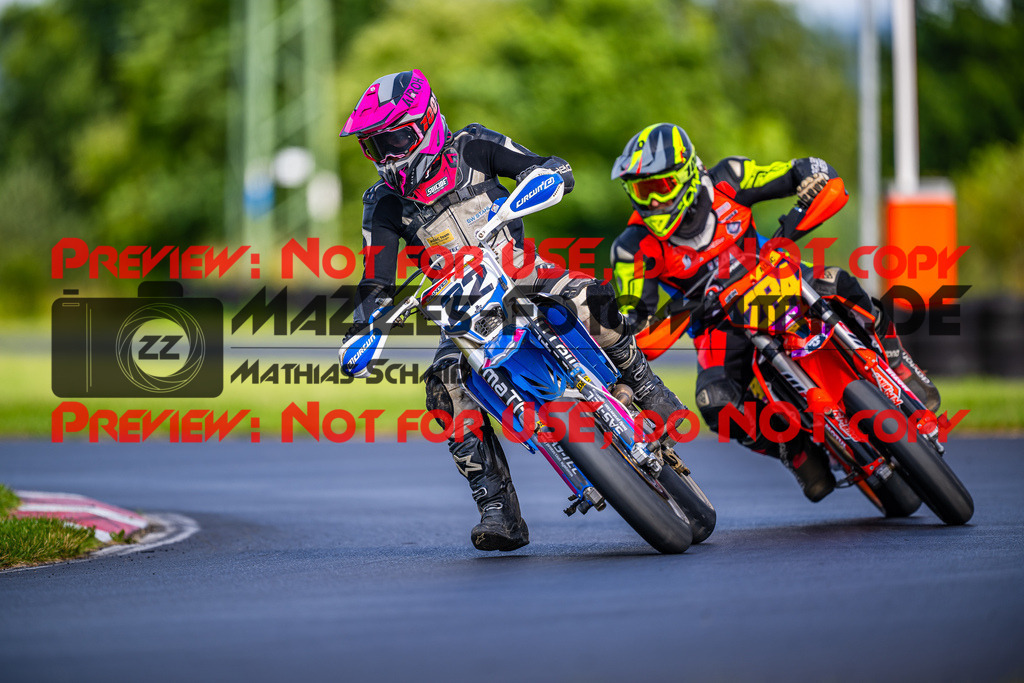 MaZZes_FotoMatrix_240713_6007705_1973 | S4