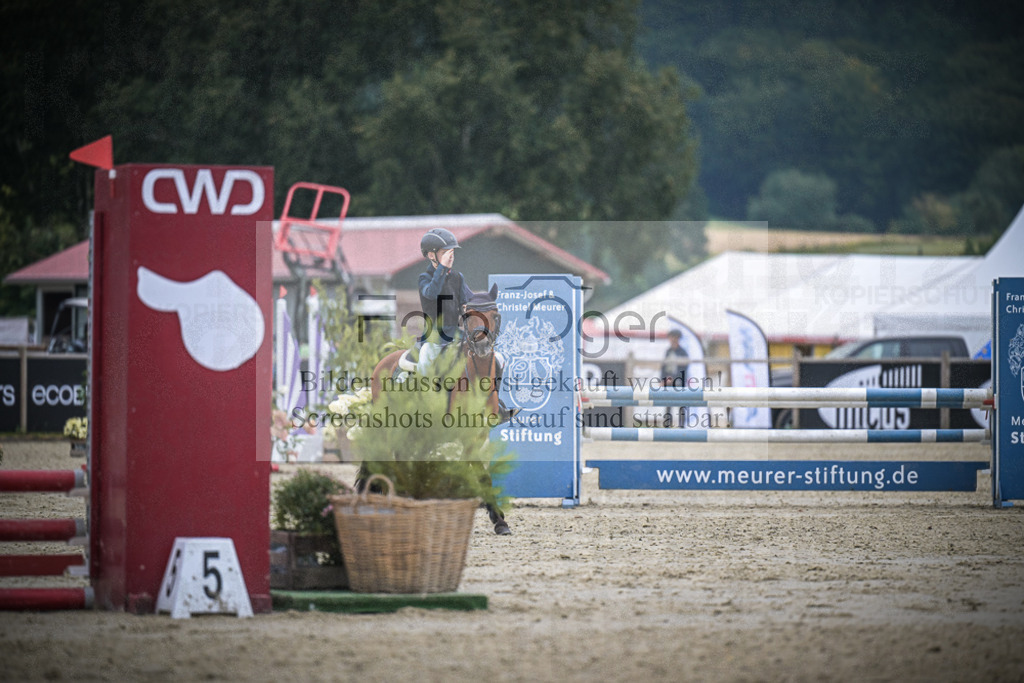 DOS_0907 | Entdecke hochwertige Reitturnierfotos von Foto Oger. Professionell, emotional und authentisch – jetzt Lieblingsmomente im Shop bestellen.Deutschlandweite Turnierfotografie. - Realisiert mit Pictrs.com