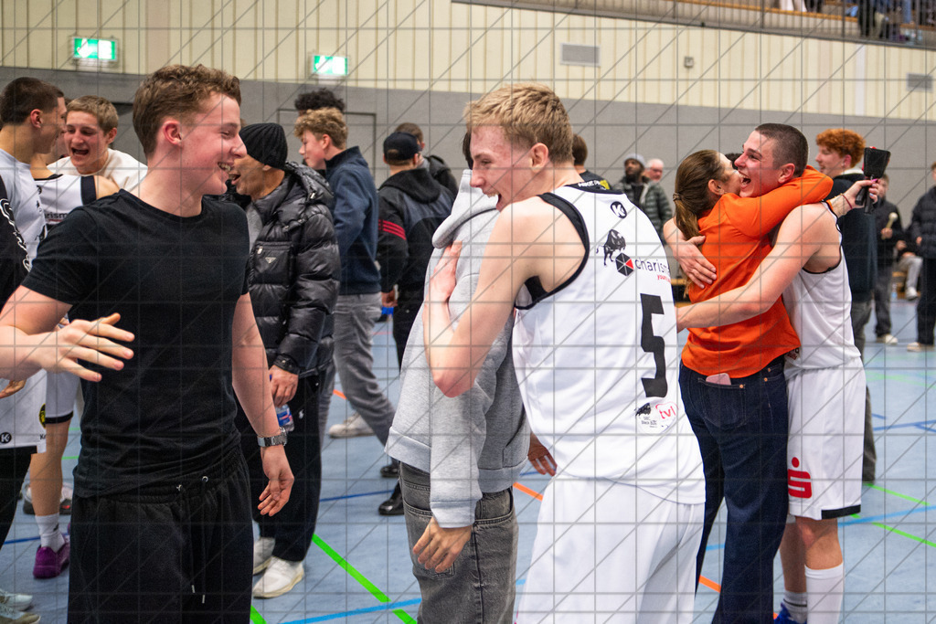 JBBL PlayOffs Nord 25/26 | Spieltag 16 | Charisma Young Bulls vs. Sience City Jena | 13.03.26: JBBL PlayOffs Nord 25/26 | Spieltag 16 | Charisma Young Bulls vs. Sience City Jena / Osnabrück / Deutschland  //   CREDIT:www.bullenfotos.de, Martin König, Hörner Weg 40, D-49078 Osnabrück, +4917663732967 // Nutzung und Weitergabe nur zu den vereinbarten Zwecken. Presseanfragen an Ersteller. Alle Rechte beim Ersteller. Honorierung nach MFM. - Realisiert mit Pictrs.com