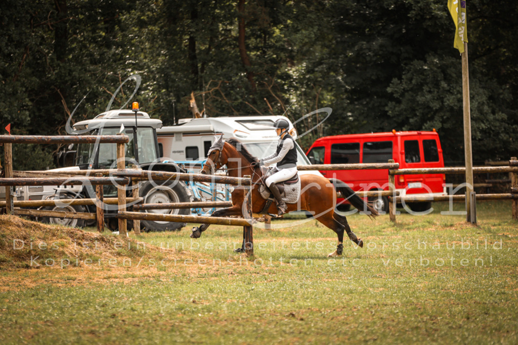 22.SoDerby00181 | Leoni Ertmer Photography - Realisiert mit Pictrs.com