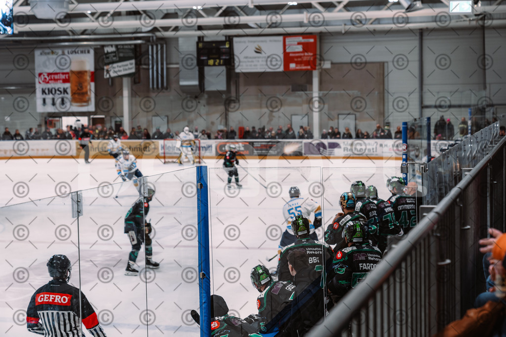 Alligators_vs_Stuttgart_16_11_2025-72 | Höchstadt Alligators Fotogalerie: Eishockey-Action aus Franken. Professionelle Spielfotos, Portraits & Stadionbilder zum Download. Jetzt entdecken! - Realisiert mit Pictrs.com