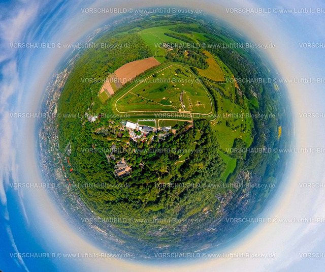 Duesseldorf240590080GolfanlageGrafenberg | Luftbild, Pferderennbahn Grafenberg des Düsseldorfer Reiter- und Rennverein e.V. |mit Golfplatz Golfanlage Düsseldorf-Grafenberg des Golfclub Düsseldorf-Grafenberg e.V., Golfbunker, Grafenberger Wald, Erdkugel, Fisheye Aufnahme, Fischaugen Aufnahme, 360 Grad Aufnahme, tiny world, little planet, fisheye Bild, Ludenberg, Düsseldorf, Nordrhein-Westfalen, Deutschland