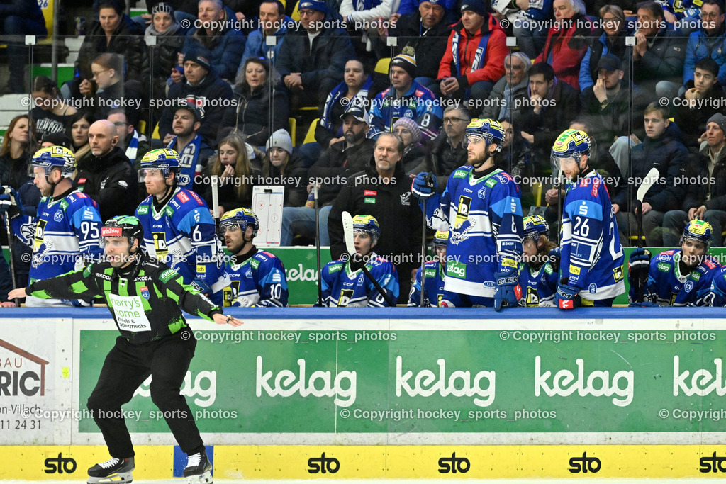 EC IDM Wärmepumpen VSV vs. STEINBACH BLACK WINGS LINZ  | Spielerbank EC VSV, Headcoach EC VSV TUOMIE Tray,#26 VAN NES Guus EC VSV, #8 Rebernig Maximilian EC VSV, KONC DANIELJAKA Referee, Asisstentcoach EC VSV MACHREICH Patrick, EC IDM Wärmepumpen VSV vs. STEINBACH BLACK WINGS LINZ , EC IDM Wärmepumpen VSV vs. STEINBACH BLACK WINGS LINZ  am 28.01.2025 in Villach (Stadthalle Villach), Austria, (Photo by Bernd Stefan)