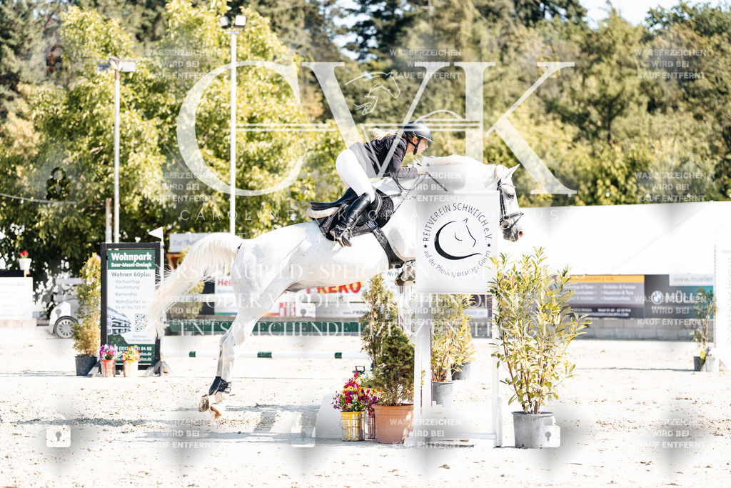 CK902458 | Turnierfotografie Pferdefotografie Trier Rheinland-Pfalz Pferdesport Reitsport Tierfotografie Sportfotografie Pferdevideo Pferdevideografie Equestrianvideography equestrianphotography  - Realisiert mit Pictrs.com